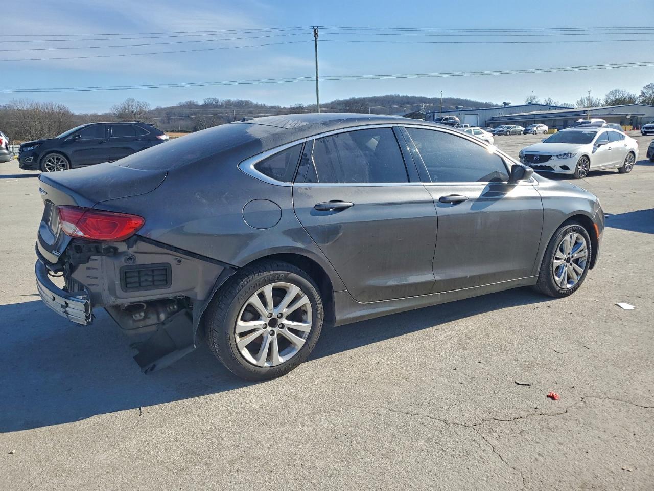 2015 Chrysler 200 Limited - Фото 3
