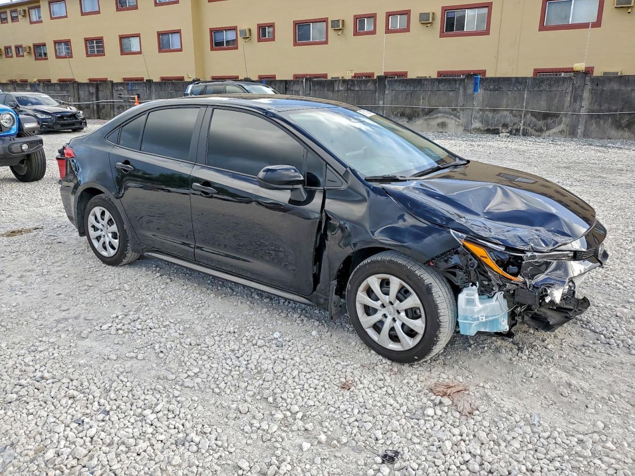 2025 Toyota Corolla Le - Фото 4