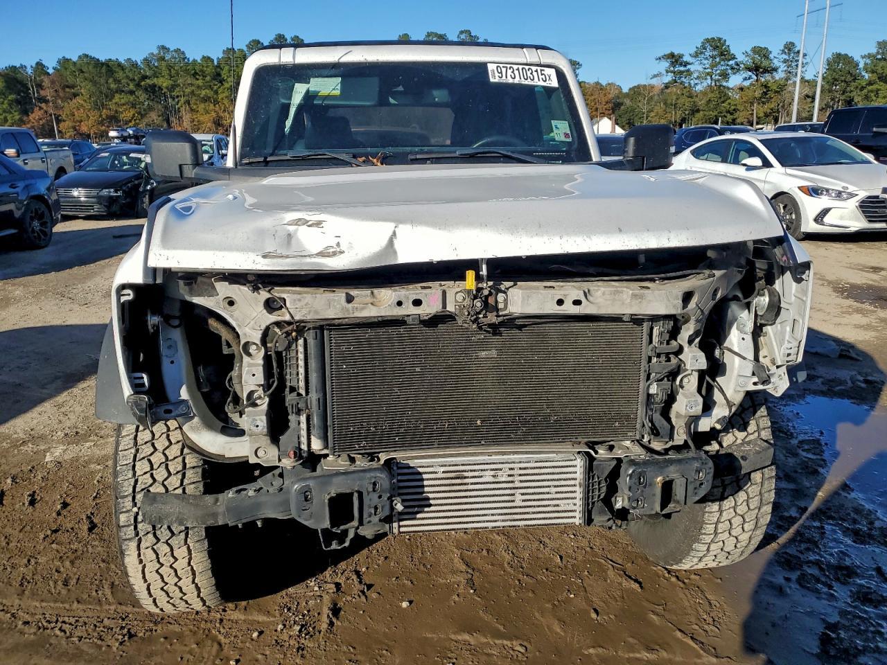 2021 Ford Bronco Base - Image 5