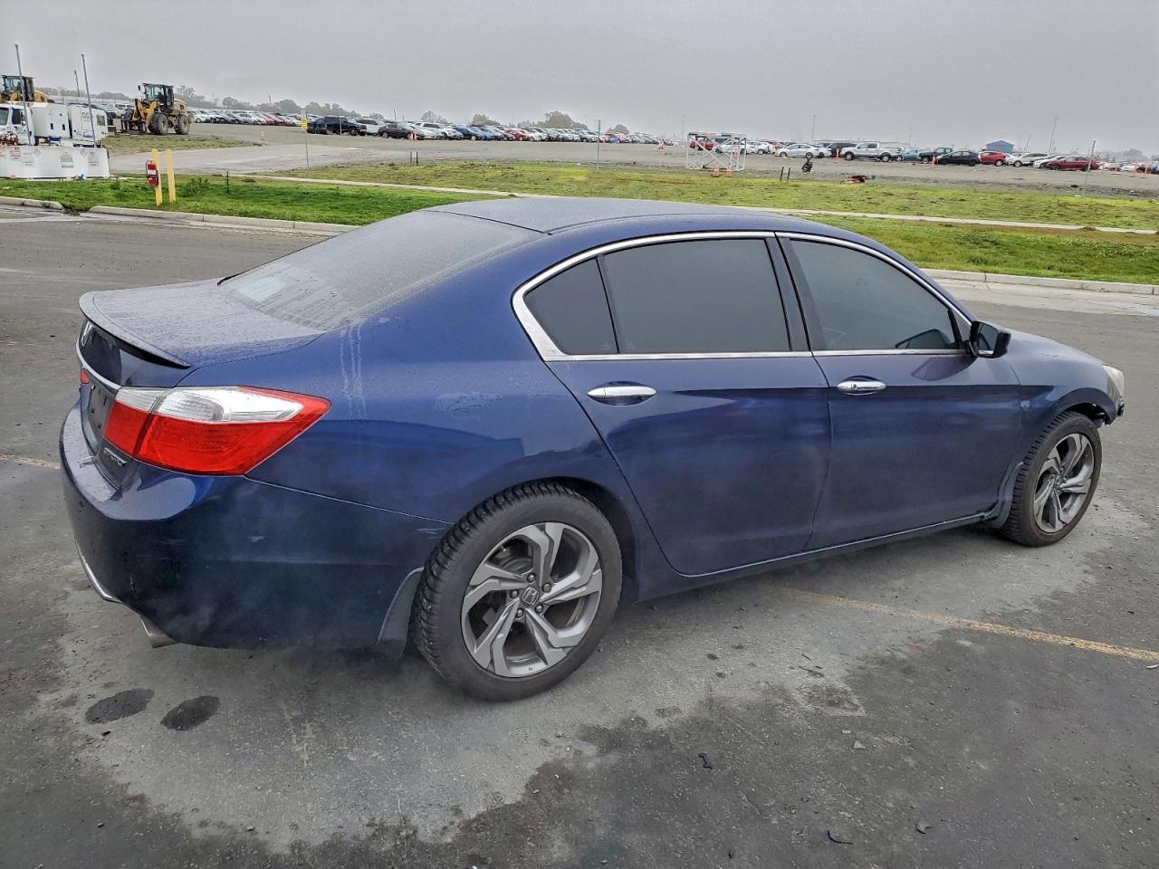 2014 Honda Accord Sport - Image 3