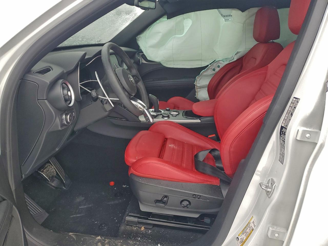 2025 Alfa Romeo Stelvio Base - Фото 7