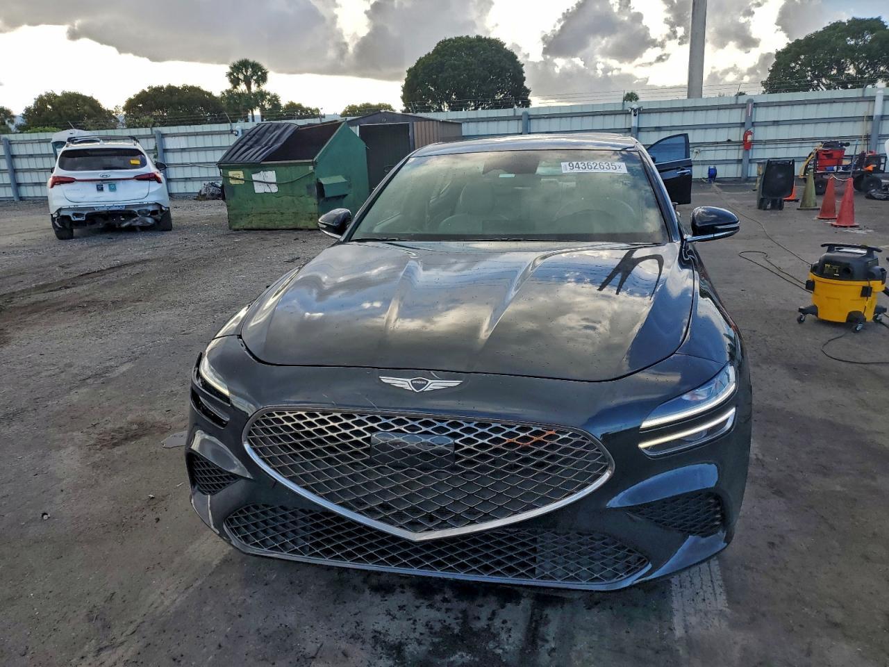 2024 Genesis G70 Base - Фото 5