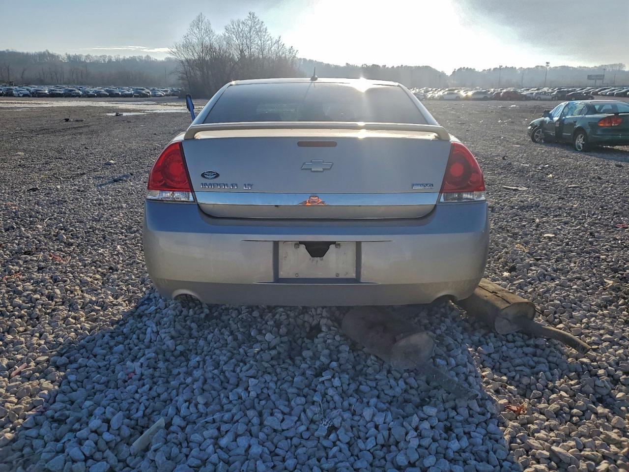 2008 Chev Impala - Фото 6