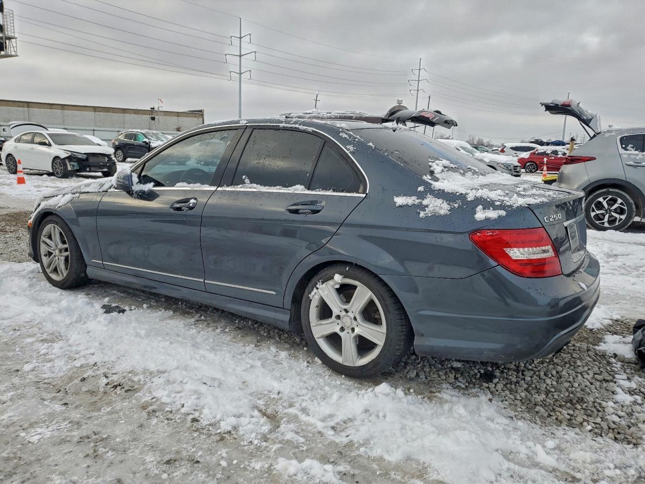 2013 Mercedes-Benz C 250 - Image 2