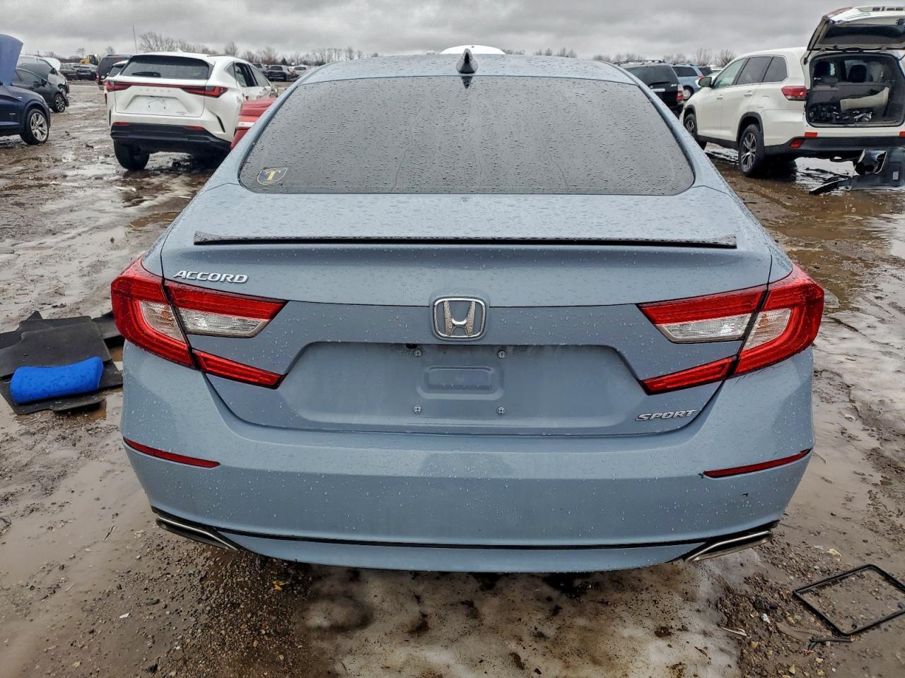 2022 Honda Accord Sport - Image 6