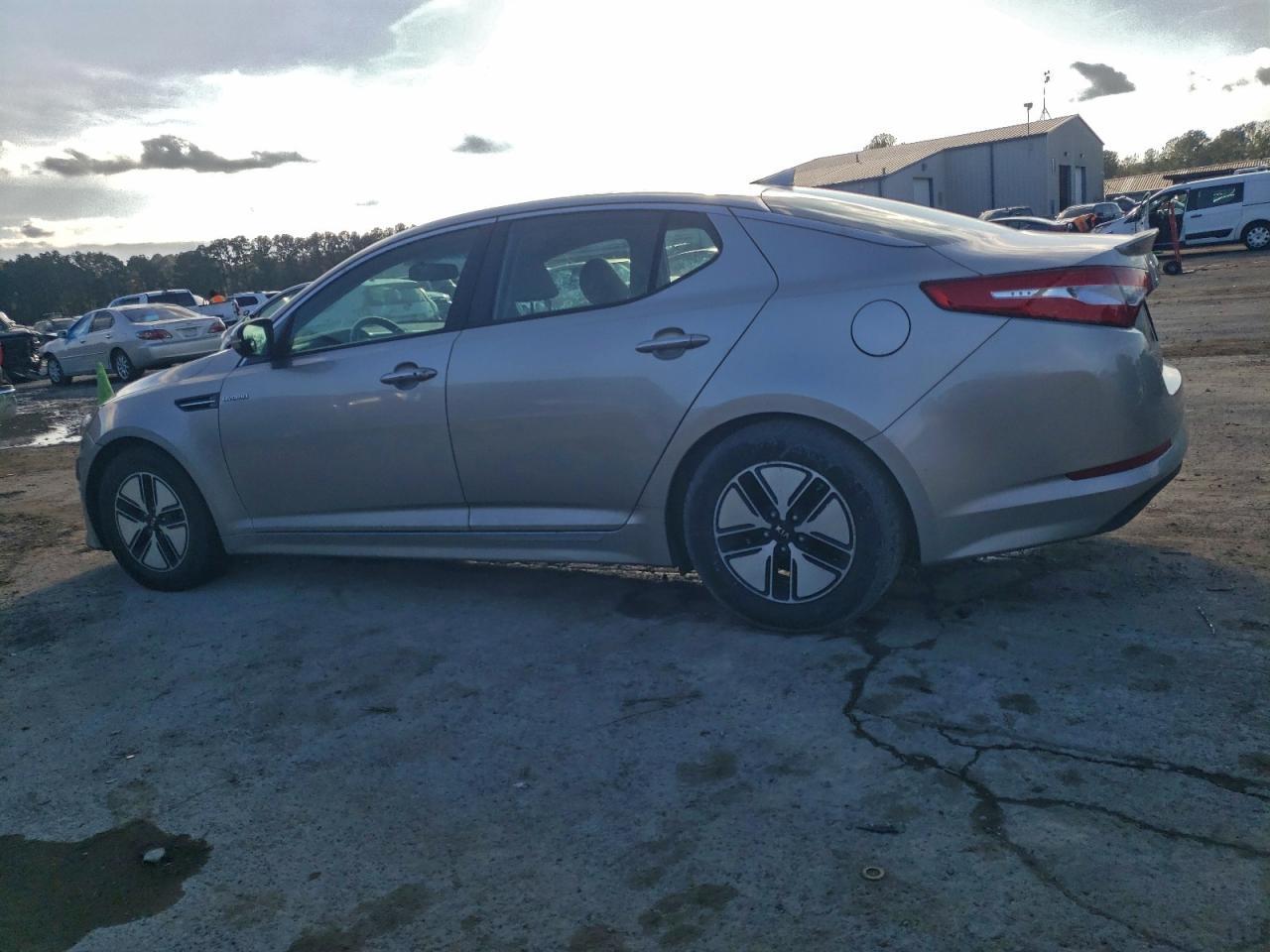 2013 Kia Optima Hybrid - Фото 2