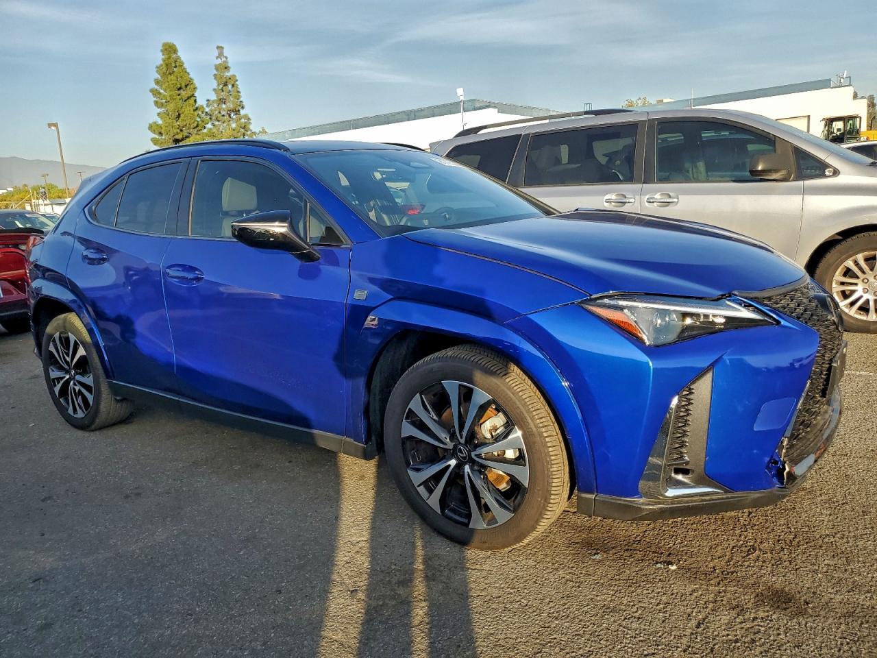 2025 Lexus Ux 300H Base - Image 4
