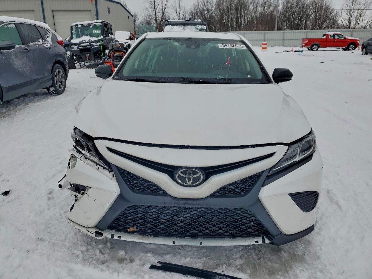 2020 Toyota Camry Se Nightshade - Image 5