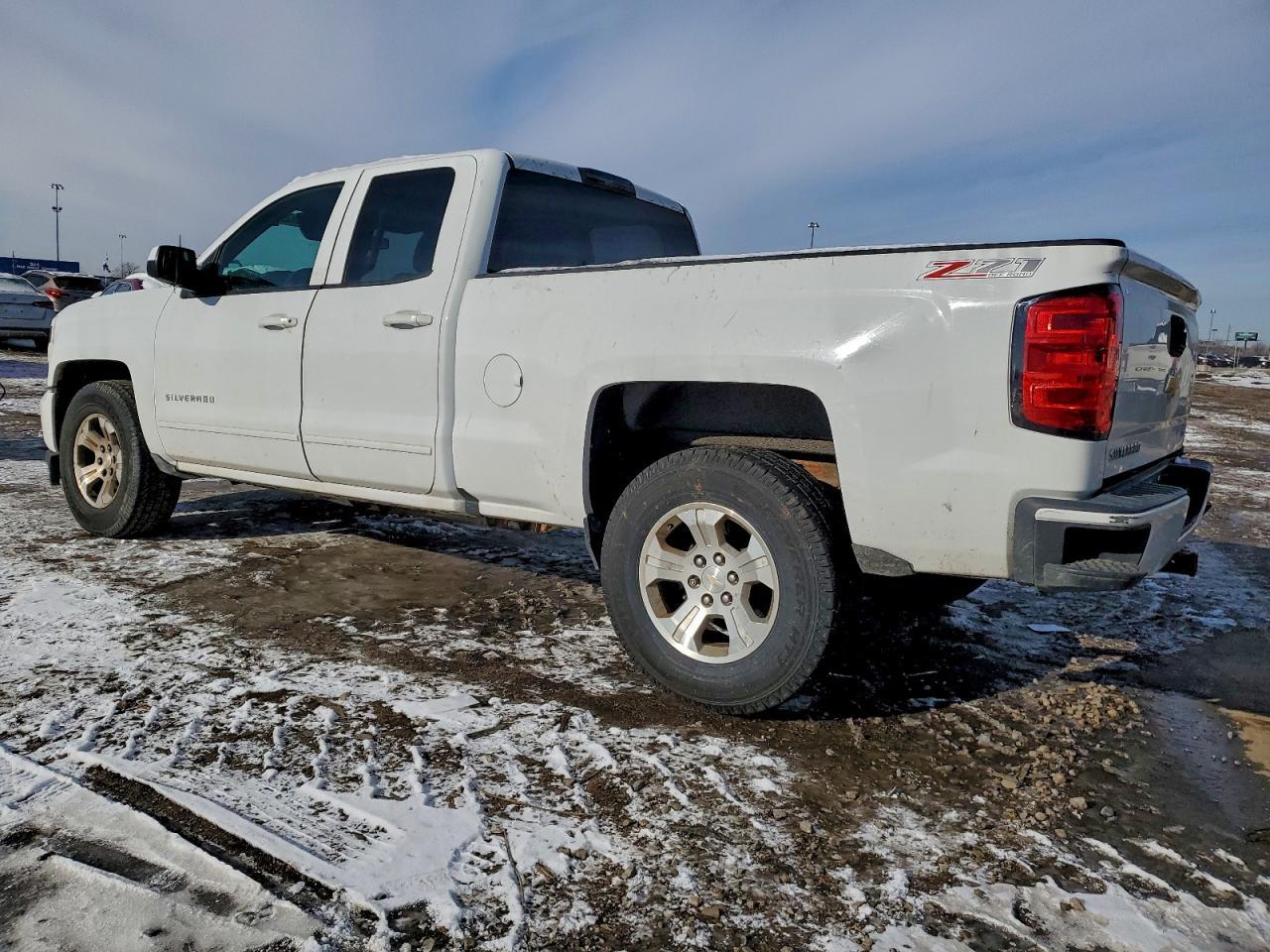 2017 Chevrolet Silverado K1500 Lt - Фото 2