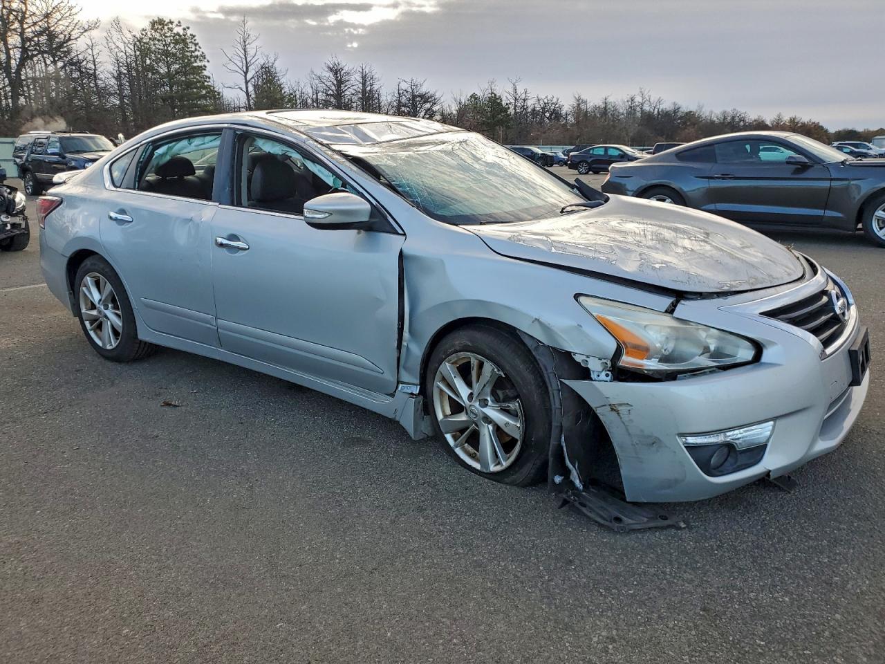 2015 Nissan Altima 2.5 - Image 4