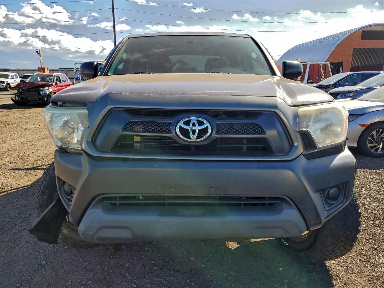 2012 Toyota Tacoma - Image 5