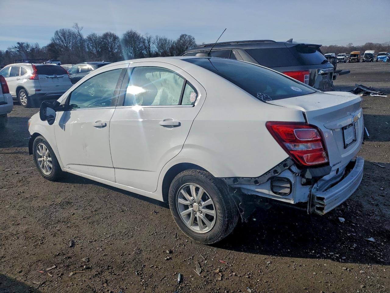 2018 Chevrolet Sonic Lt - Image 2