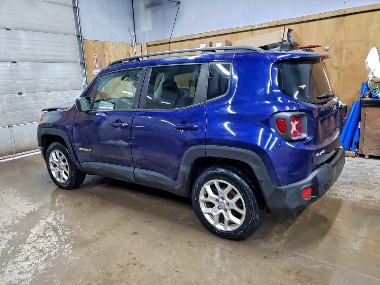 2017 Jeep Renegade Latitude - Фото 2