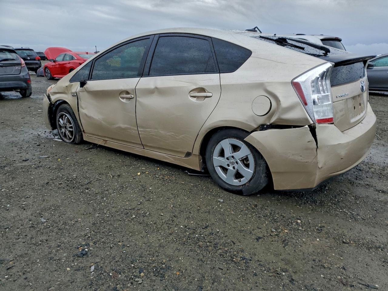 2011 Toyota Prius - Image 2