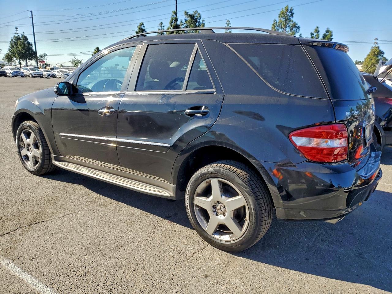 2008 Mercedes-Benz Ml 550 - Image 2