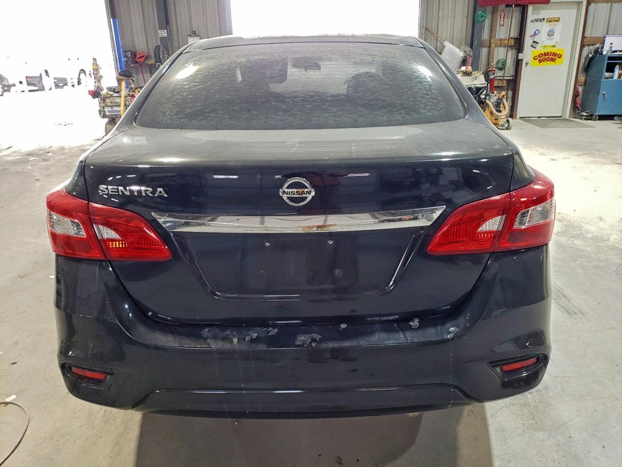 2017 Nissan Sentra S - Фото 6