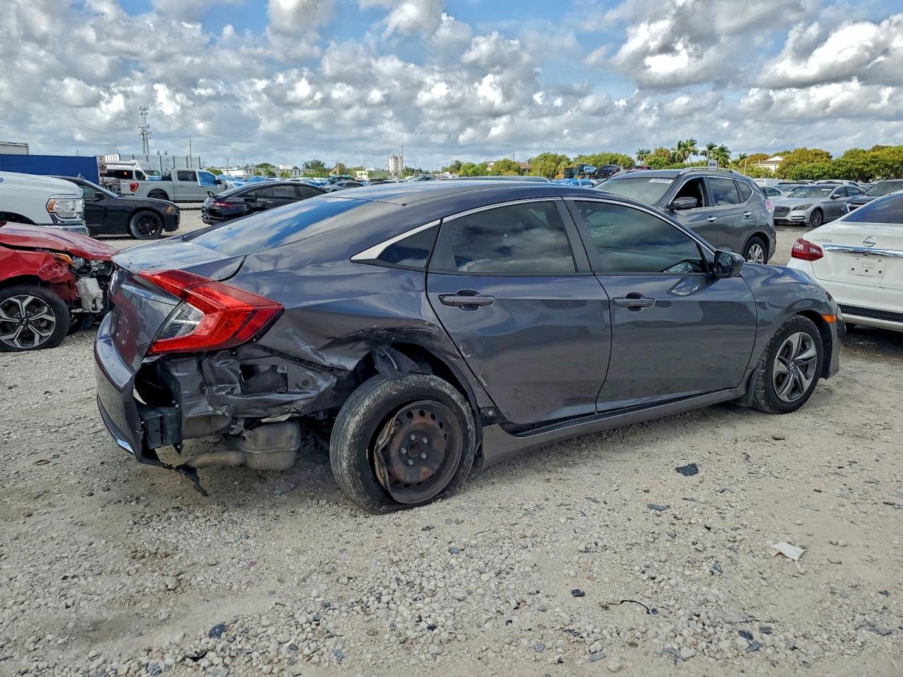 2019 Honda Civic Lx - Image 3