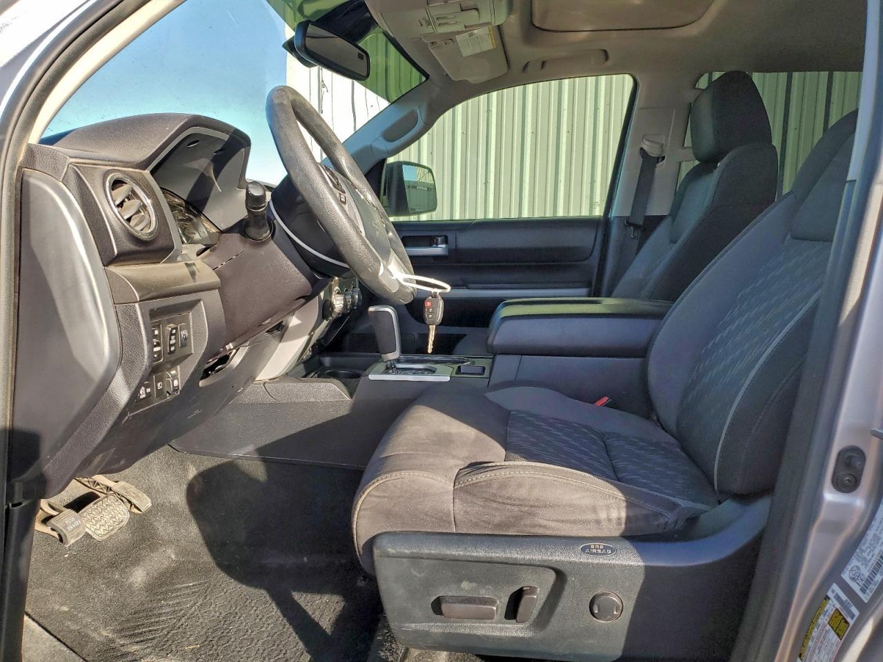 2018 Toyota Tundra Crewmax Sr5 - Image 7