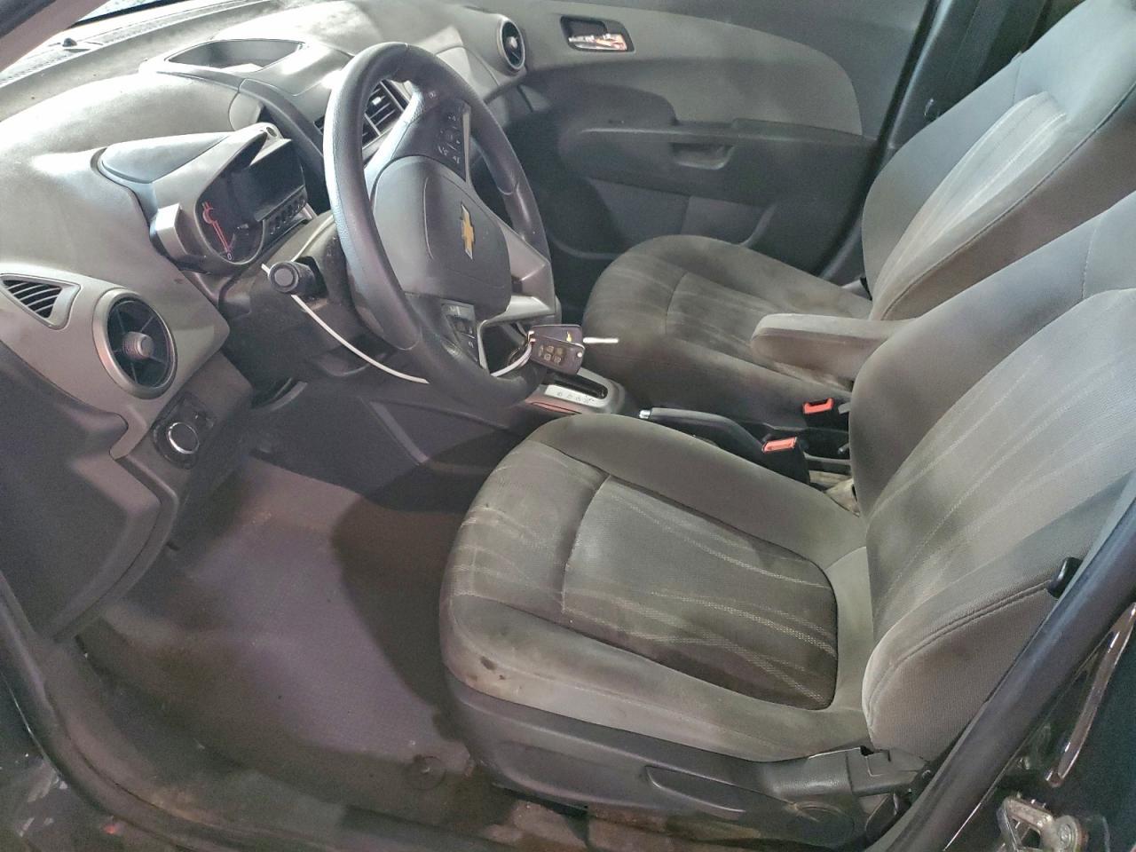 2015 Chevrolet Sonic Lt - Фото 7