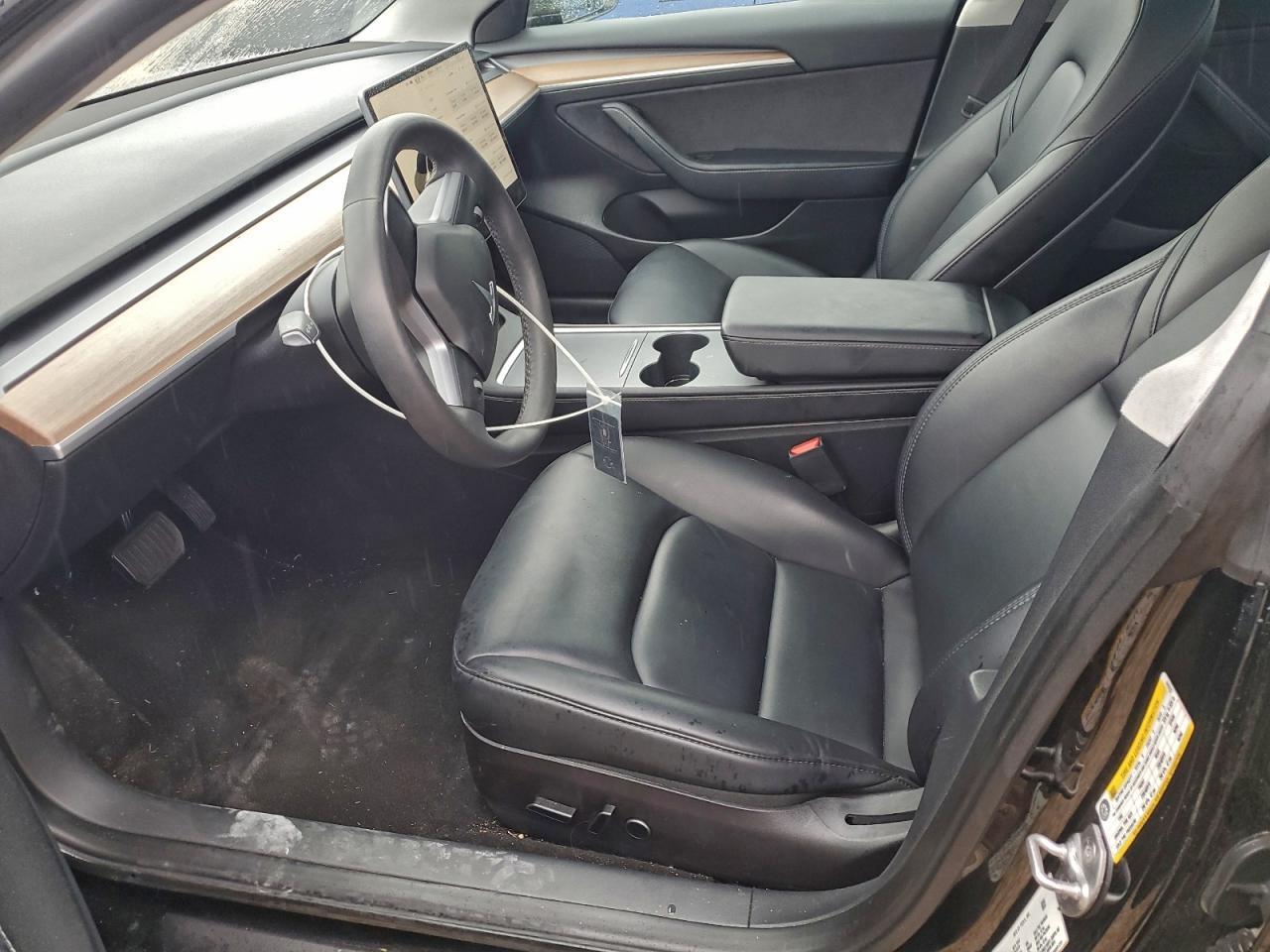 2023 Tesla Model 3 - Image 7