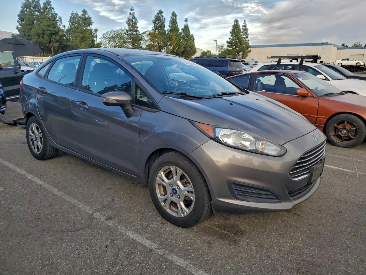 2014 Ford Fiesta Se - Фото 4