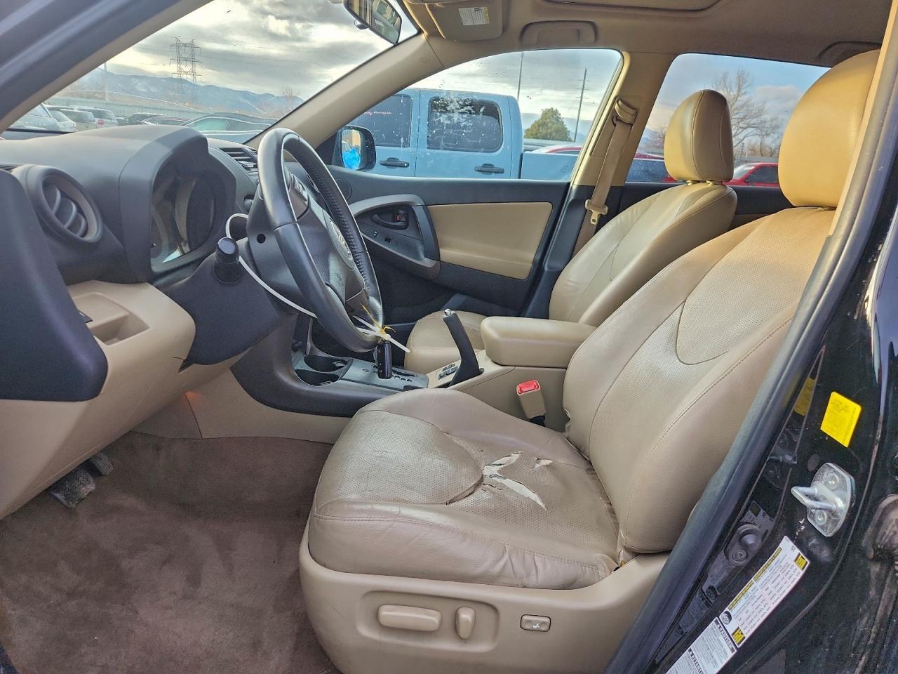 2011 Toyota Rav4 Limited - Image 7