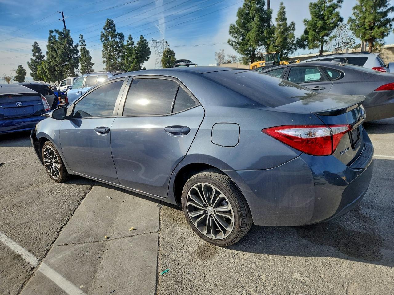 2016 Toyota Corolla L - Фото 2