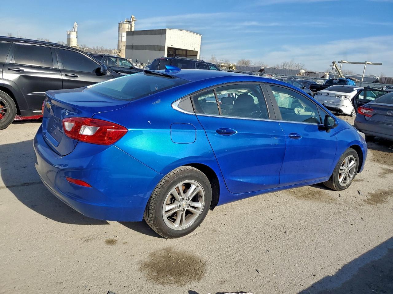 2016 Chevrolet Cruze Lt - Фото 3