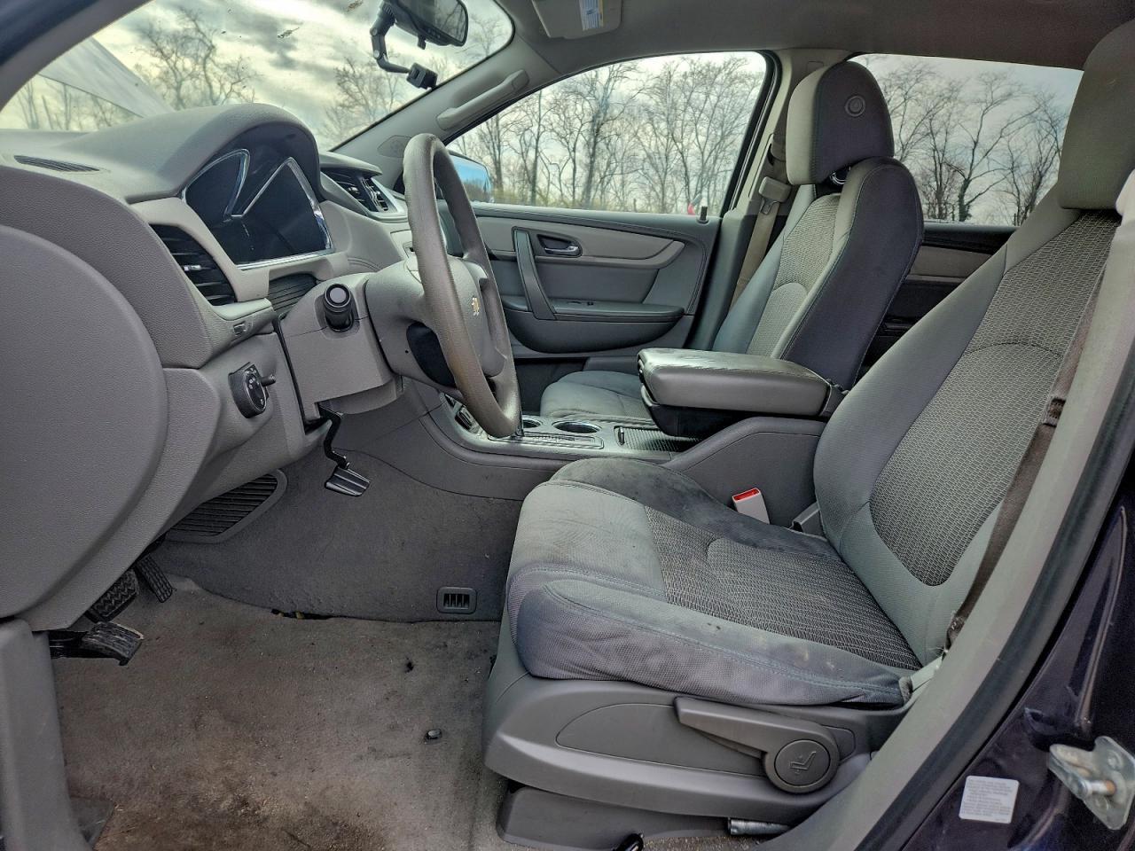 2015 Chevrolet Traverse Ls - Фото 7