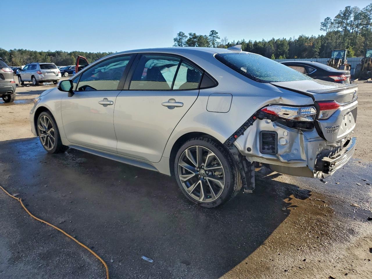 2021 Toyota Corolla Se - Фото 2