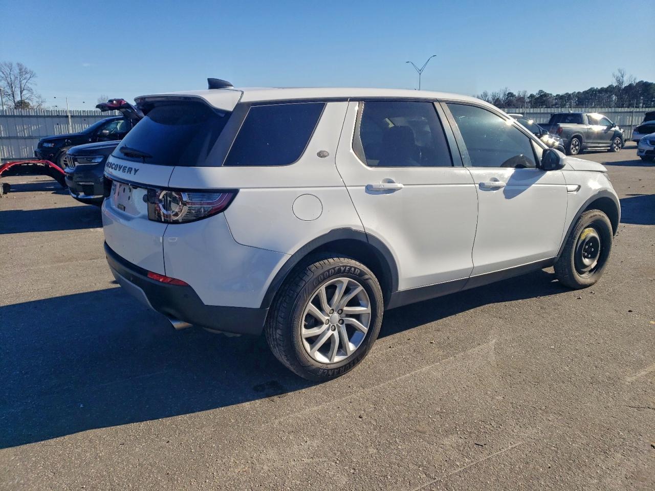 2019 Land Rover Discovery Sport Hse - Image 3