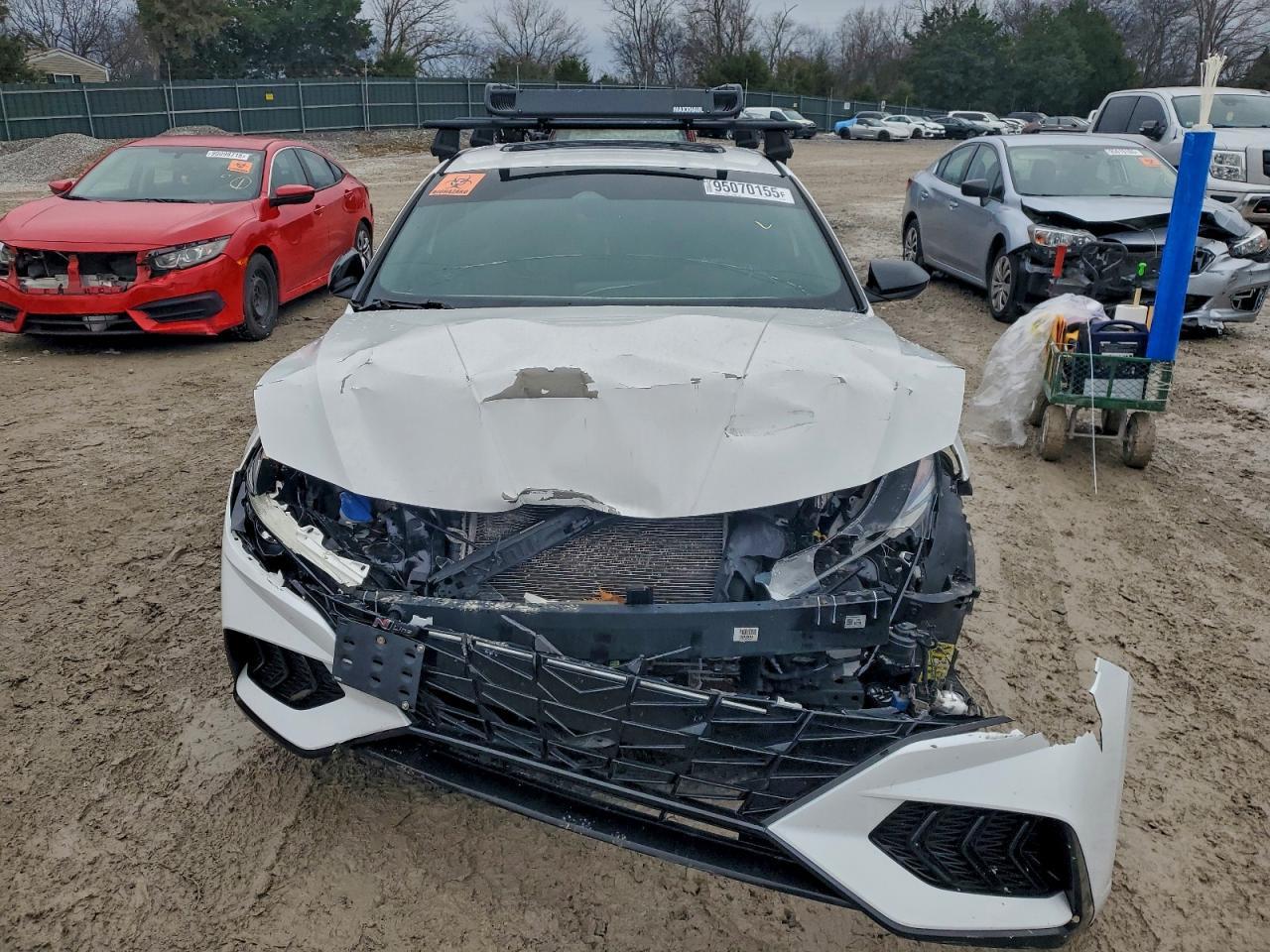 2022 Hyundai Elantra N Line - Image 5