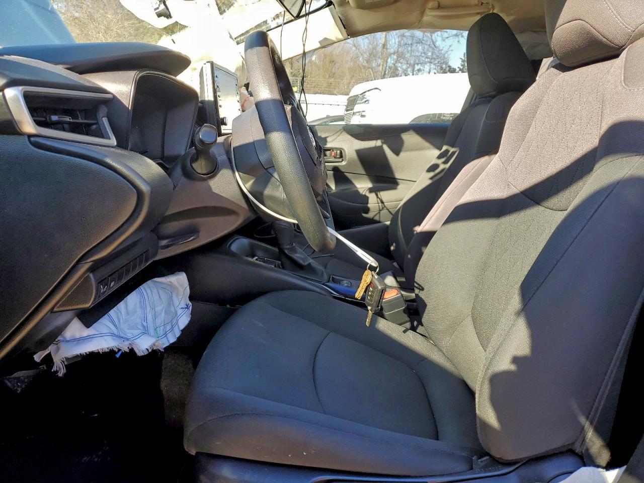 2022 Toyota Corolla Le - Image 7