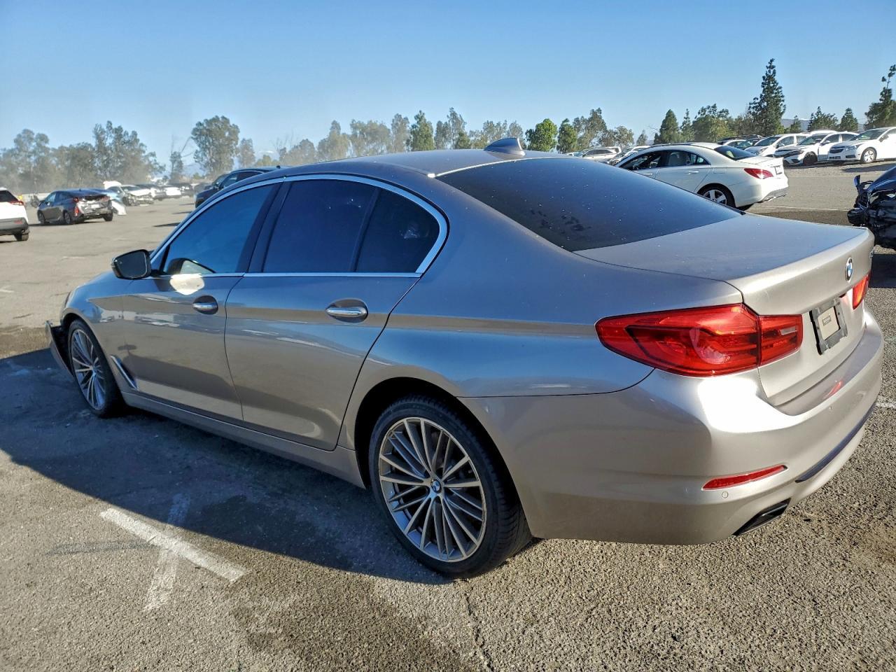 2018 BMW 540 I - Фото 2