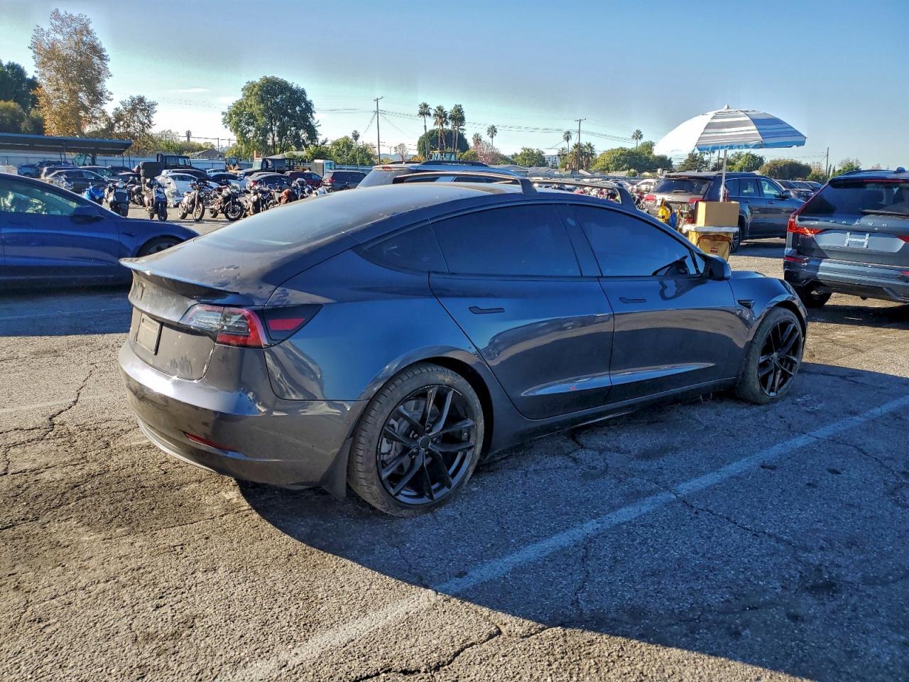 2019 Tesla Model 3 - Image 3