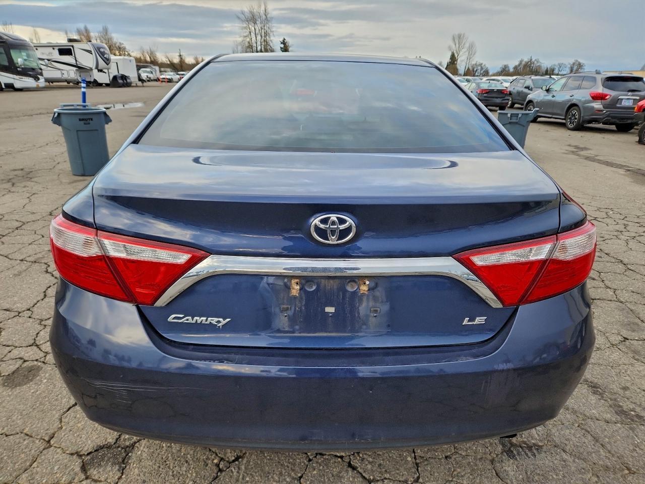 2015 Toyota Camry Le - Фото 6