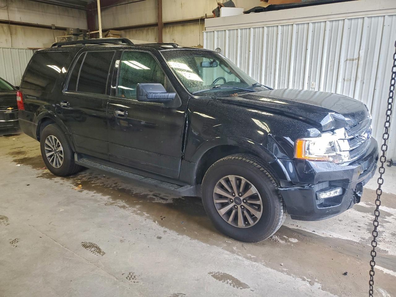 2017 Ford Expedition Xlt - Image 4