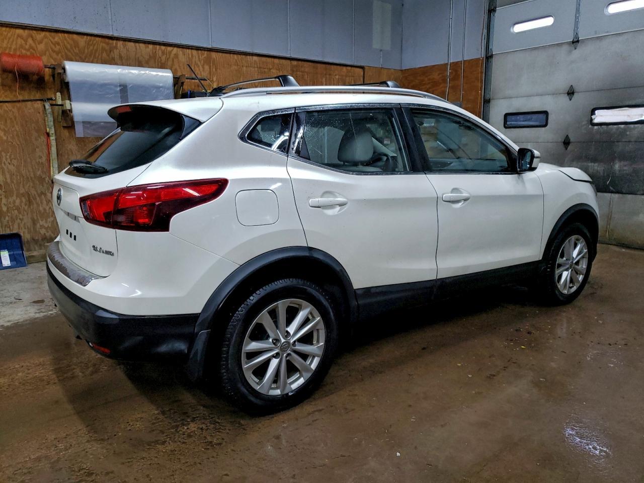 2018 Nissan Rogue Sport S - Фото 3