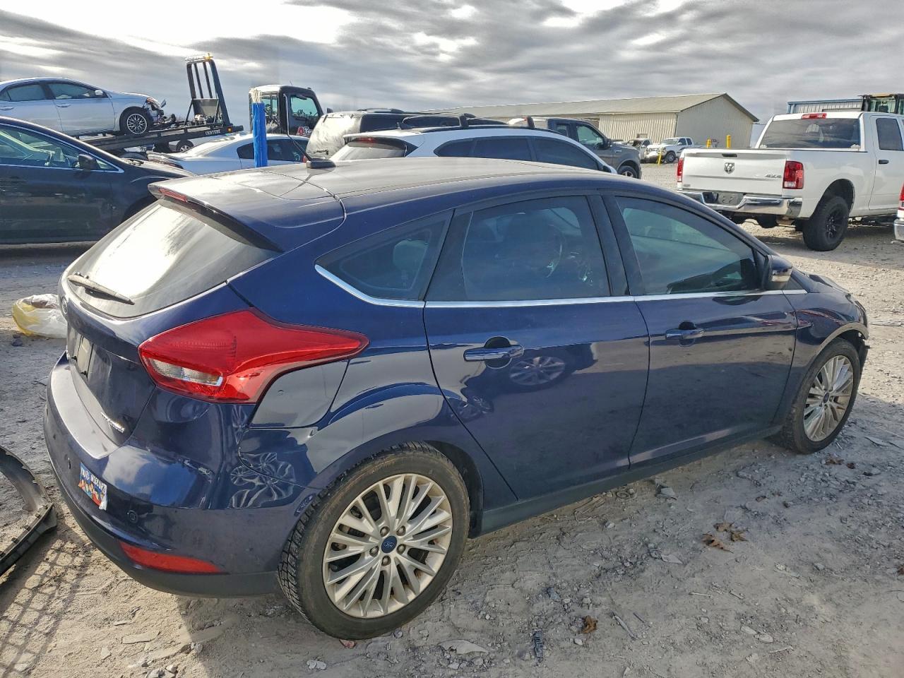 2017 Ford Focus Titanium - Image 3