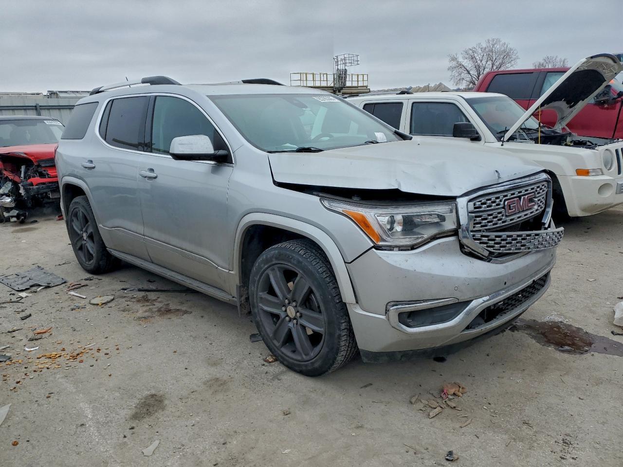 2017 GMC Acadia Denali - Фото 4