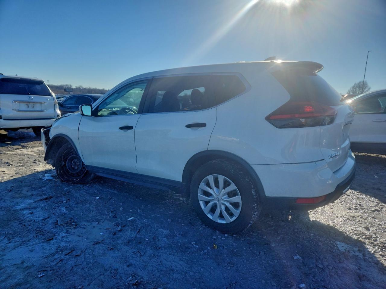 2017 Nissan Rogue S - Image 2