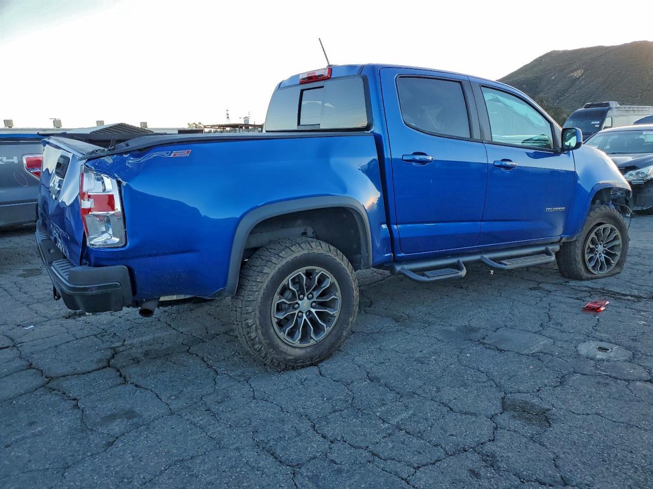 2018 Chevrolet Colorado Zr2 - Image 3