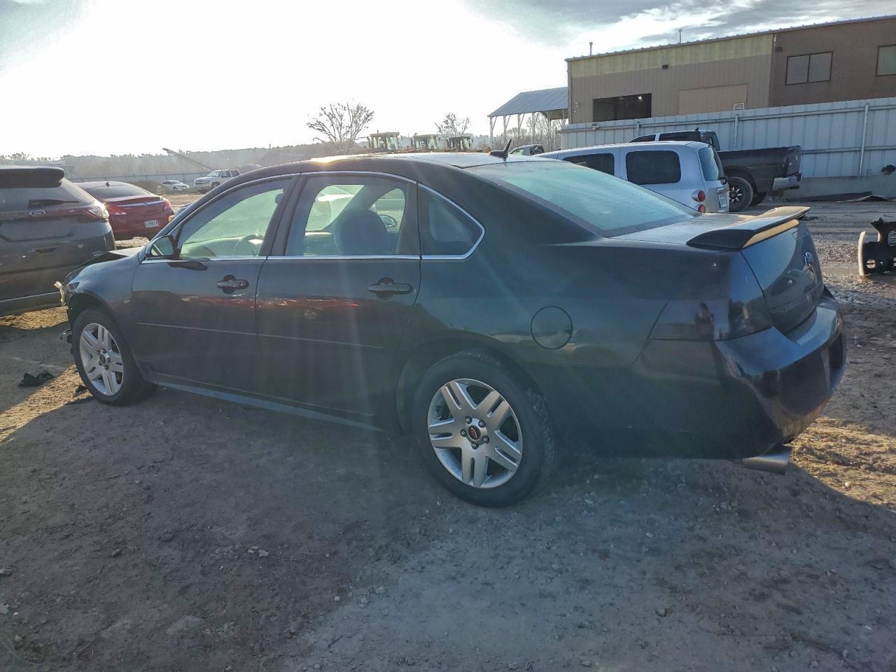2012 Chevrolet Impala Lt - Image 2