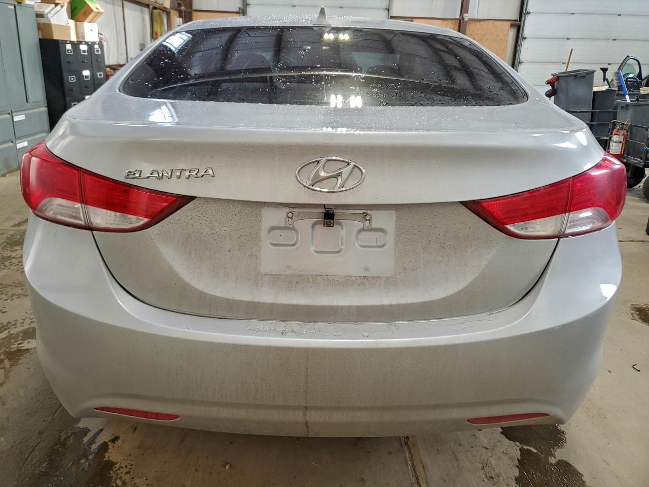 2011 Hyundai Elantra Gls - Image 6