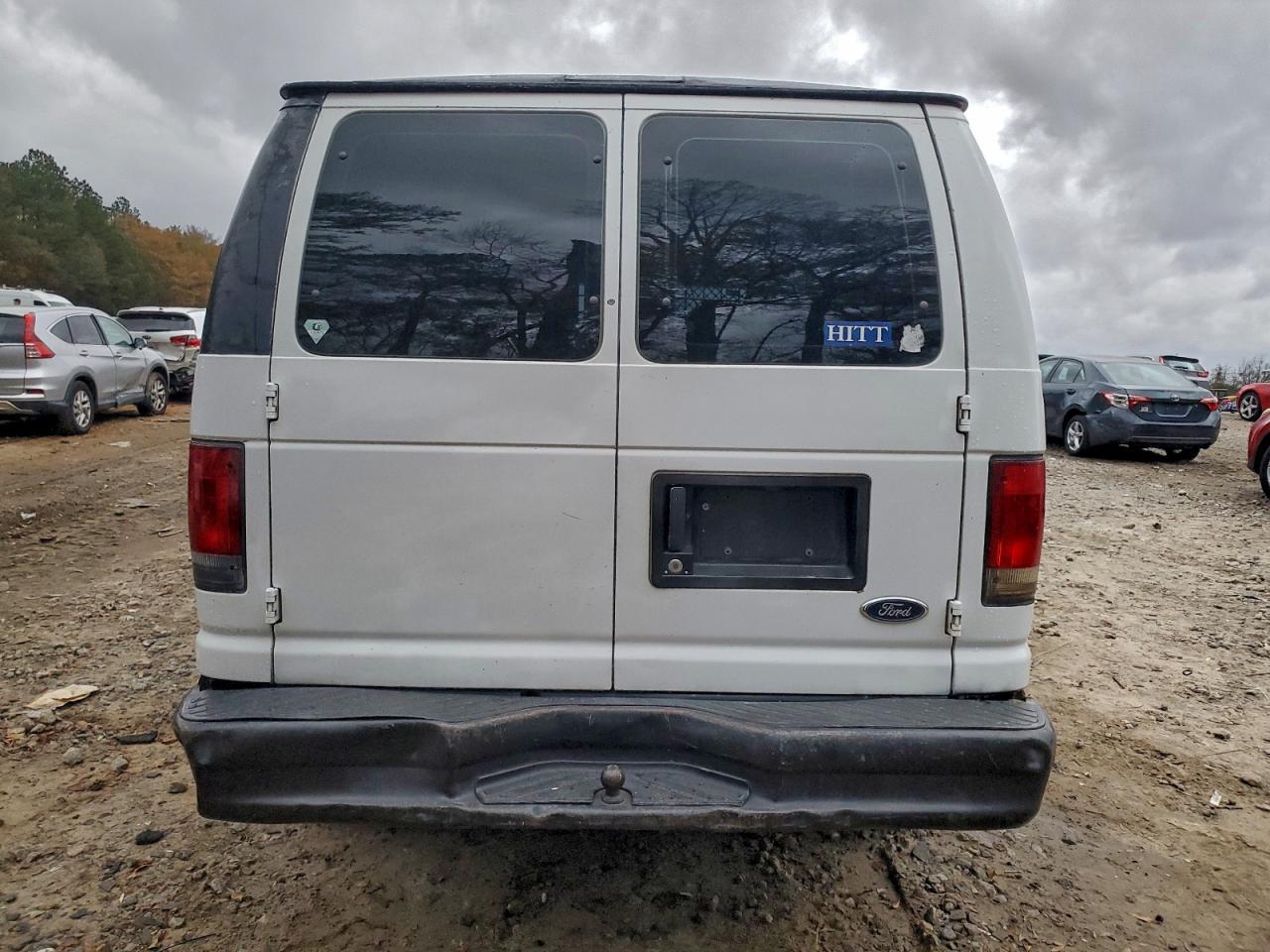2006 Ford E150 Utility / Service Van - Image 6