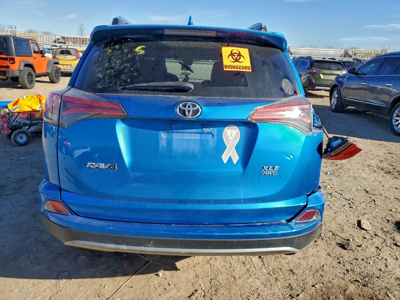 2017 Toyota Rav4 Xle - Image 6