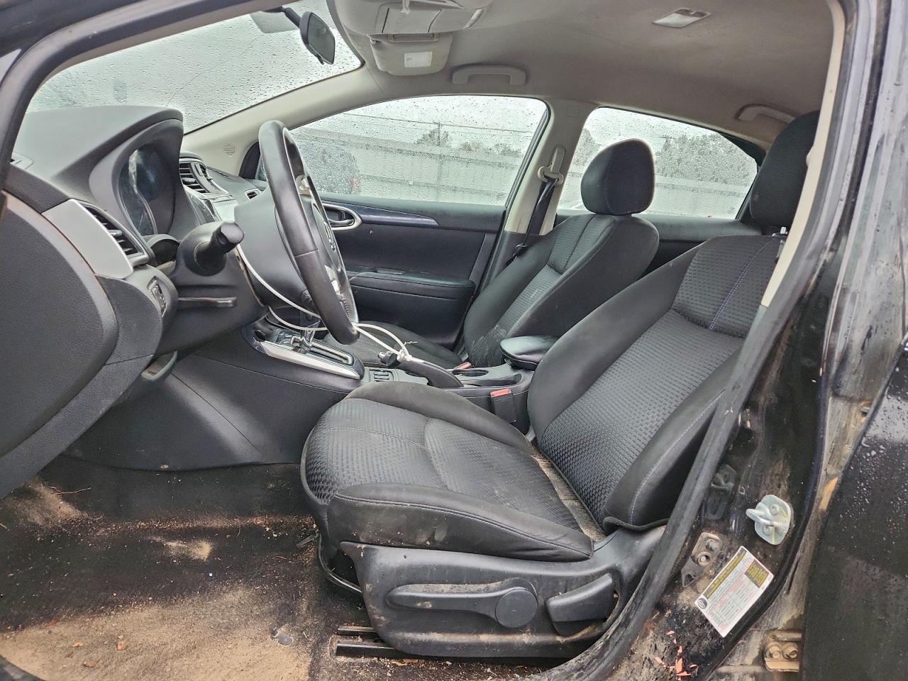 2017 Nissan Sentra S - Image 7