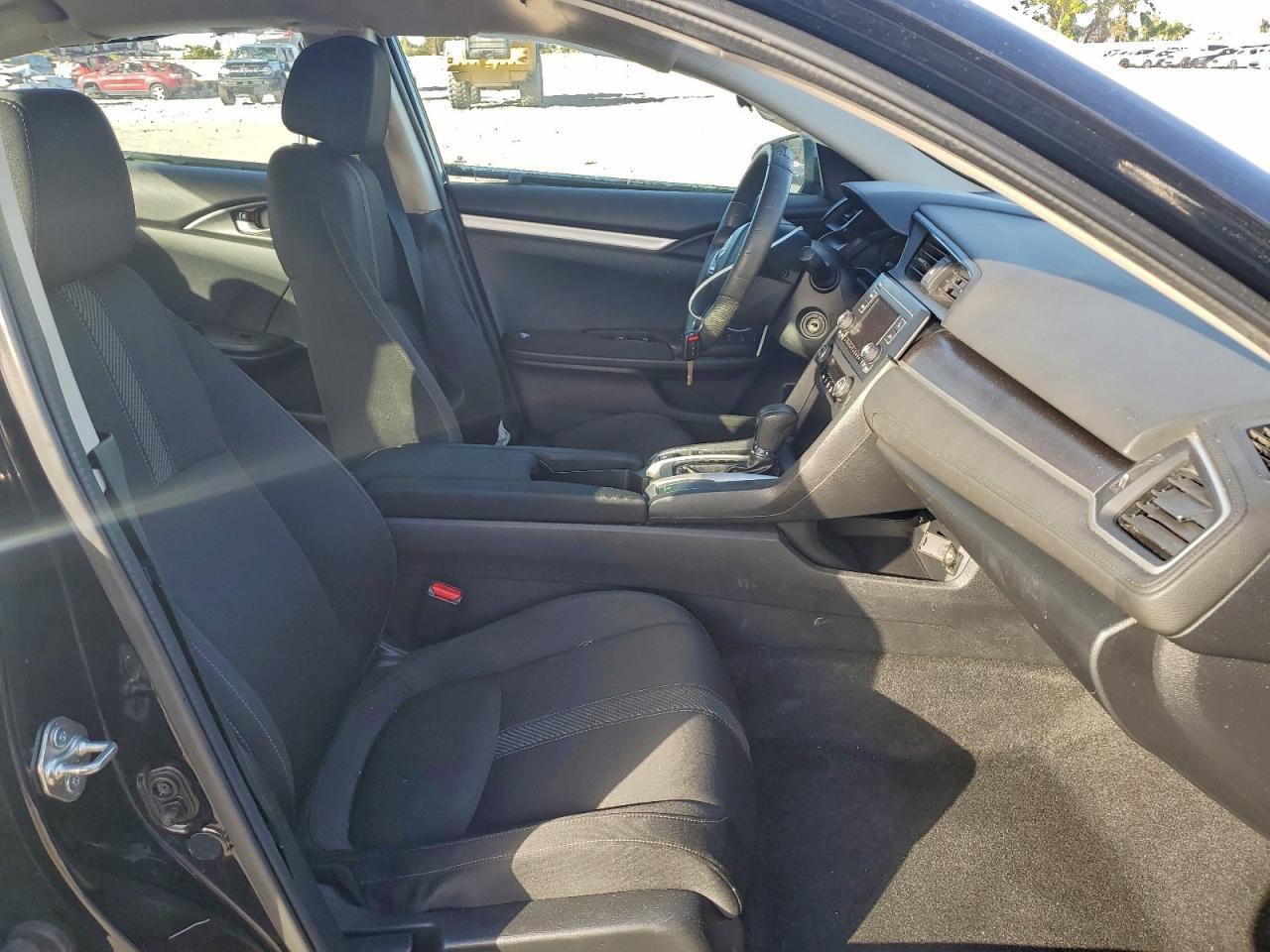 2016 Honda Civic Lx - Фото 7