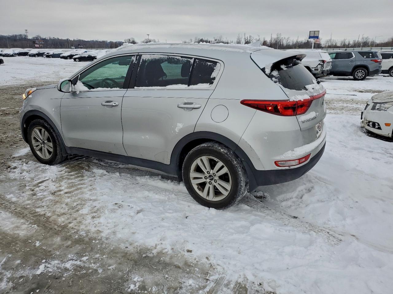 2017 Kia Sportage Lx - Фото 2