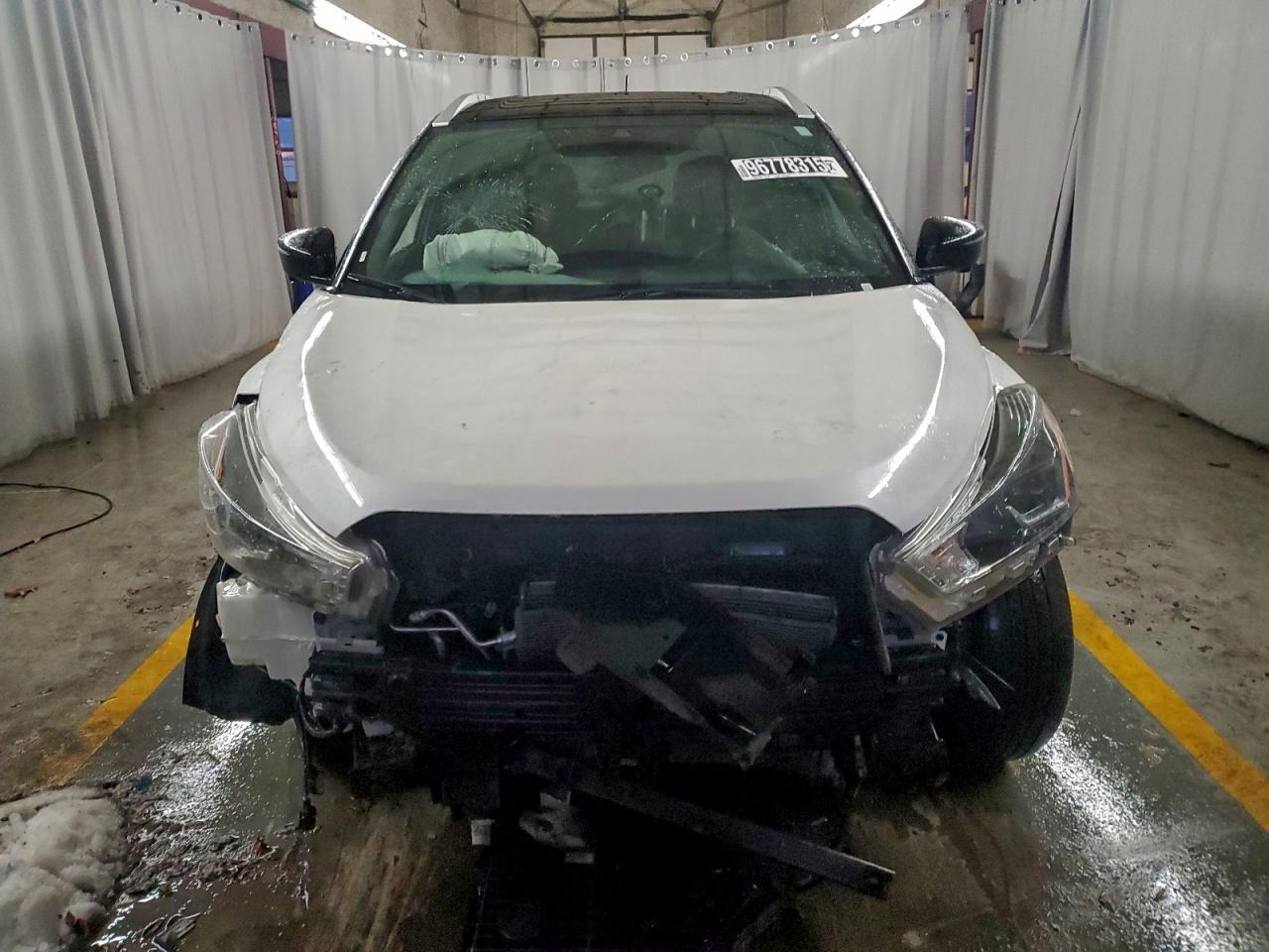 2020 Nissan Kicks Sr - Image 5